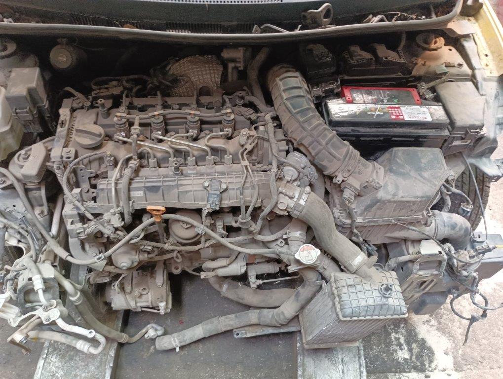 CAJA DE CAMBIOS Hyundai ACCENT 2012  USADA  EN DESARME